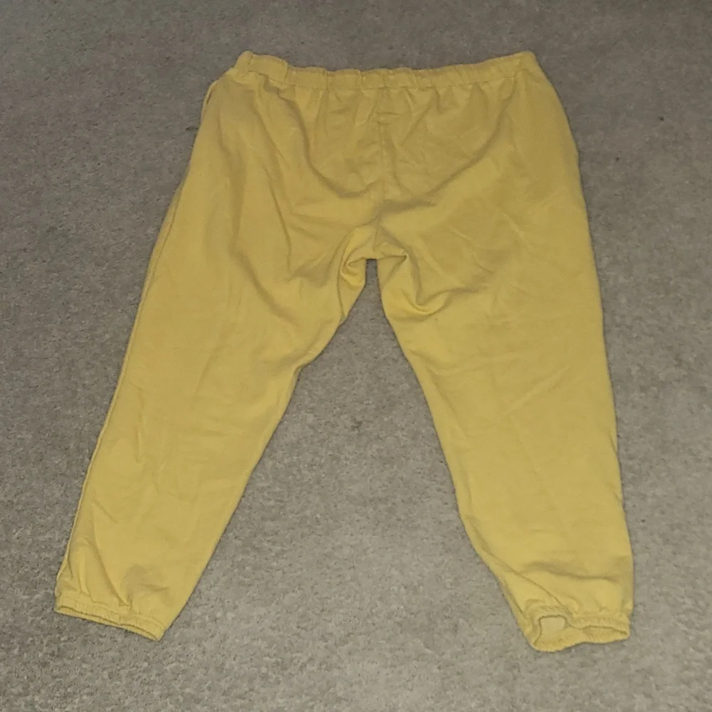Pants - Picture 4 of 5